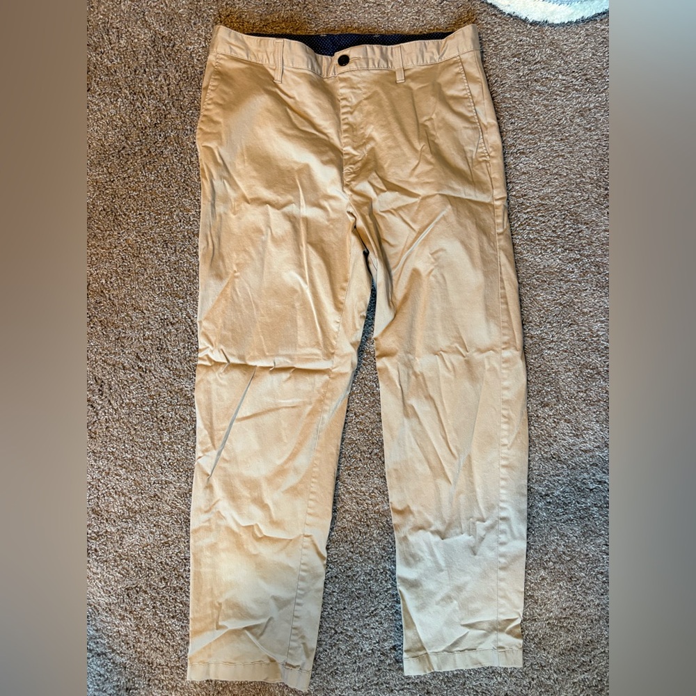 Men's Khaki Pants